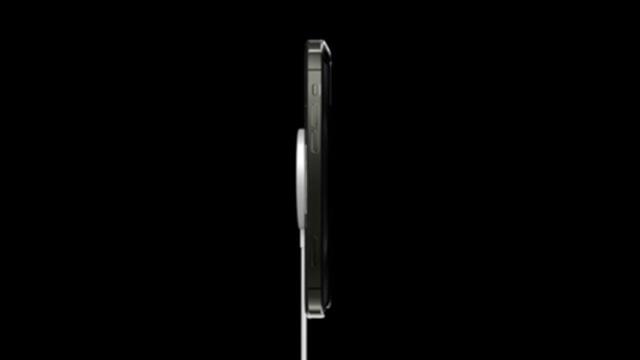 Apple-iPhone-13-128GB-Midnight_6