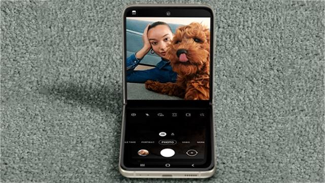 Samsung-Galaxy-Z-Flip-3-5G-F711_4